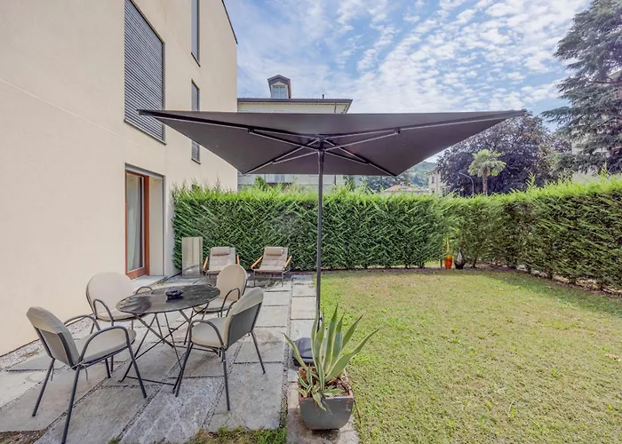 Charming Garden Hideaway In By Rent Apartamento *