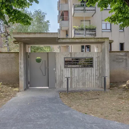 Charming Garden Hideaway By Rent Apartment Como