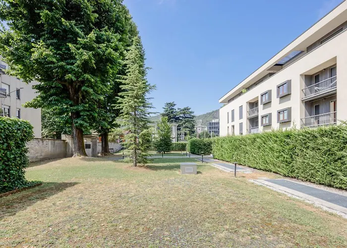 Apartmán Charming Garden Hideaway In By Rent *