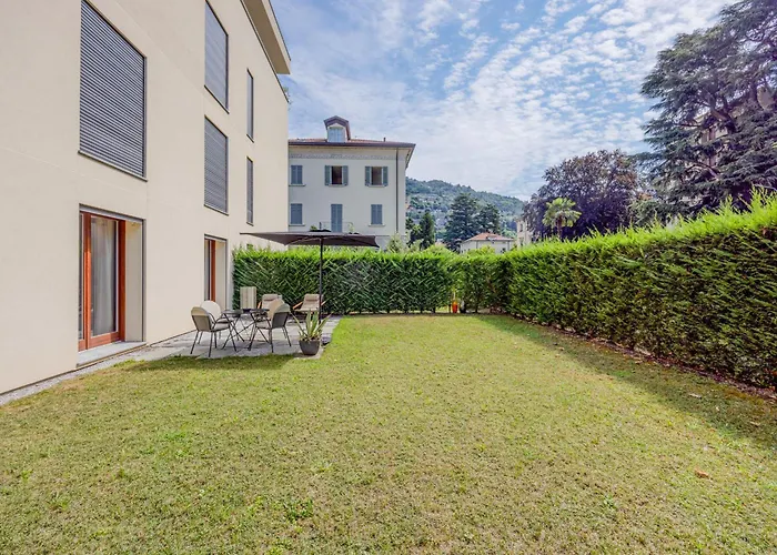 Charming Garden Hideaway In By Rent * Como