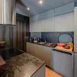 Apartamento Charming Garden Hideaway In By Rent Como